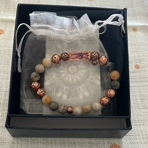 Lava Diffuser Bracelet w/word inspirational word bar! New  pouch/box for gift